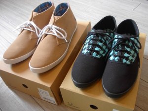 着こなしを選ばないオススメの2足。 着こなしを選ばないオススメの2足。